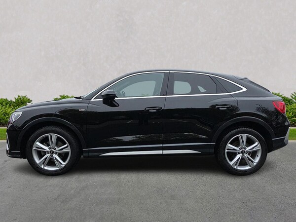 Used Audi Q3 2022 for sale - 76324602: Photo 19