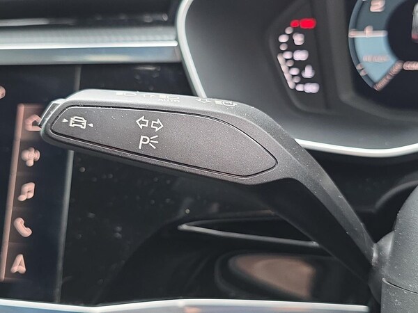 Used Audi Q3 2022 for sale - 76324602: Photo 29