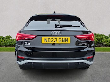 Used Audi Q3 2022 for sale - 76324602: Photo 4