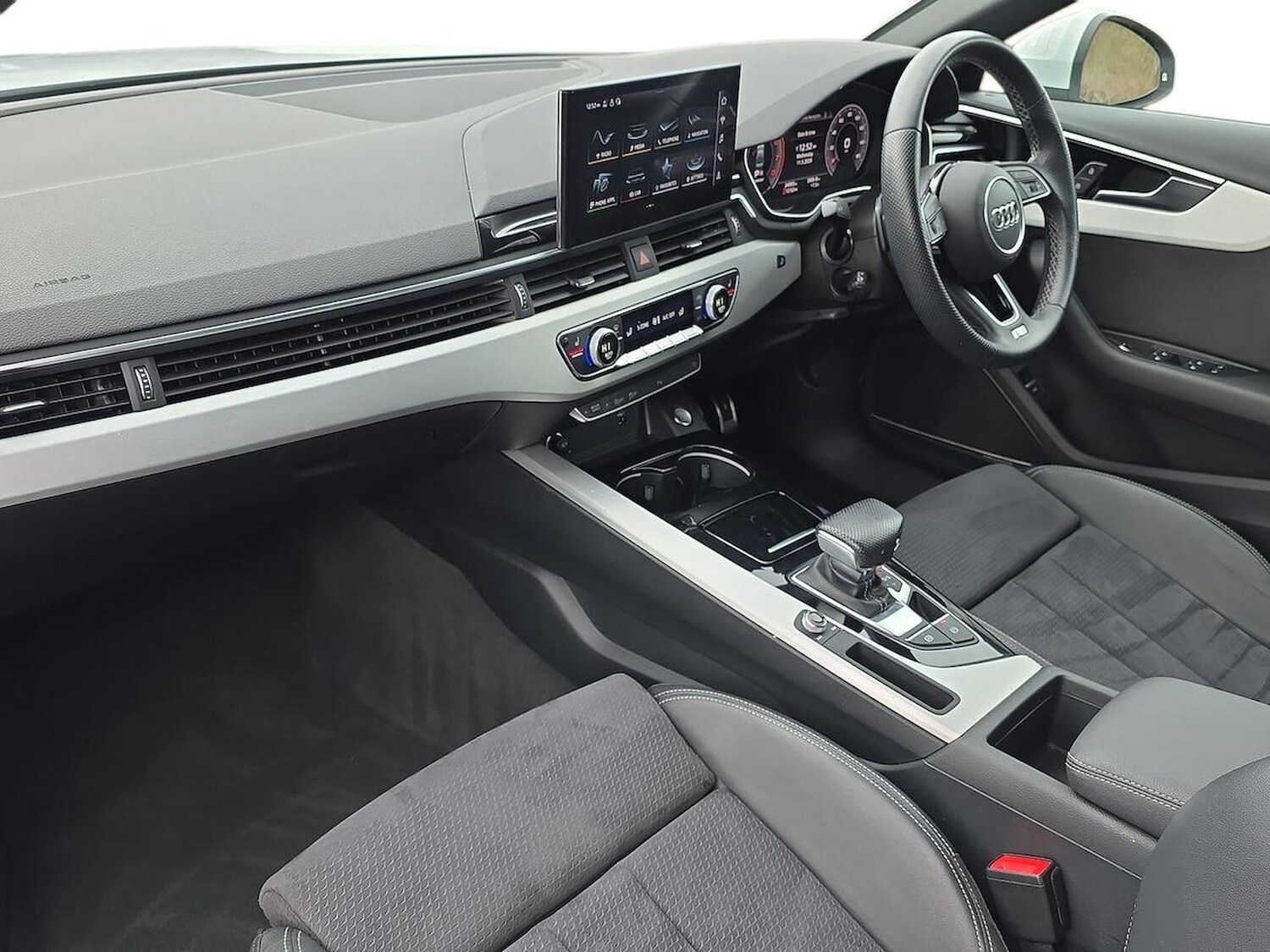 Used Audi A4 2022 for sale - 78193803: Photo 9