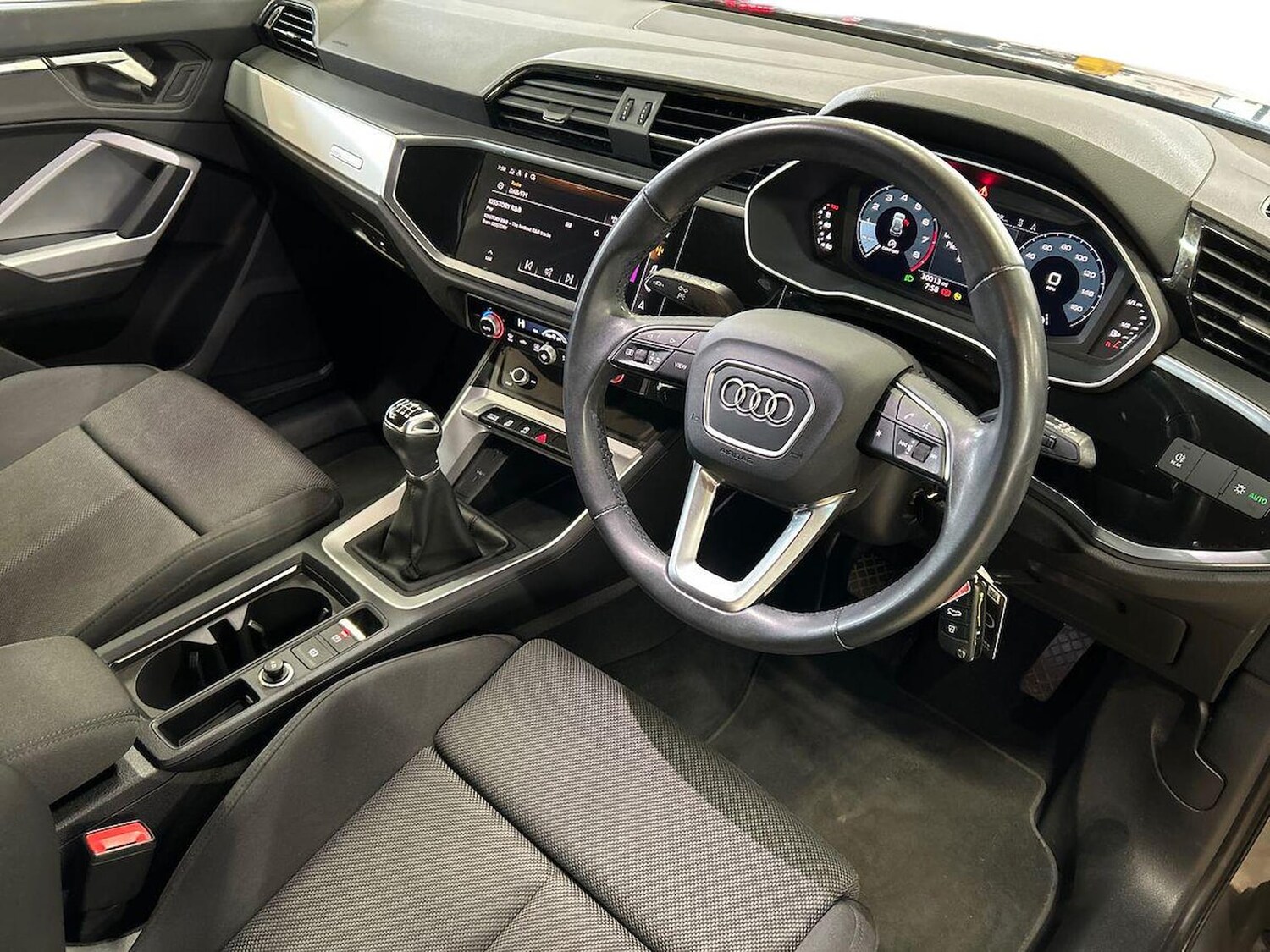 Used Audi Q3 2023 for sale - 78193867: Photo 15