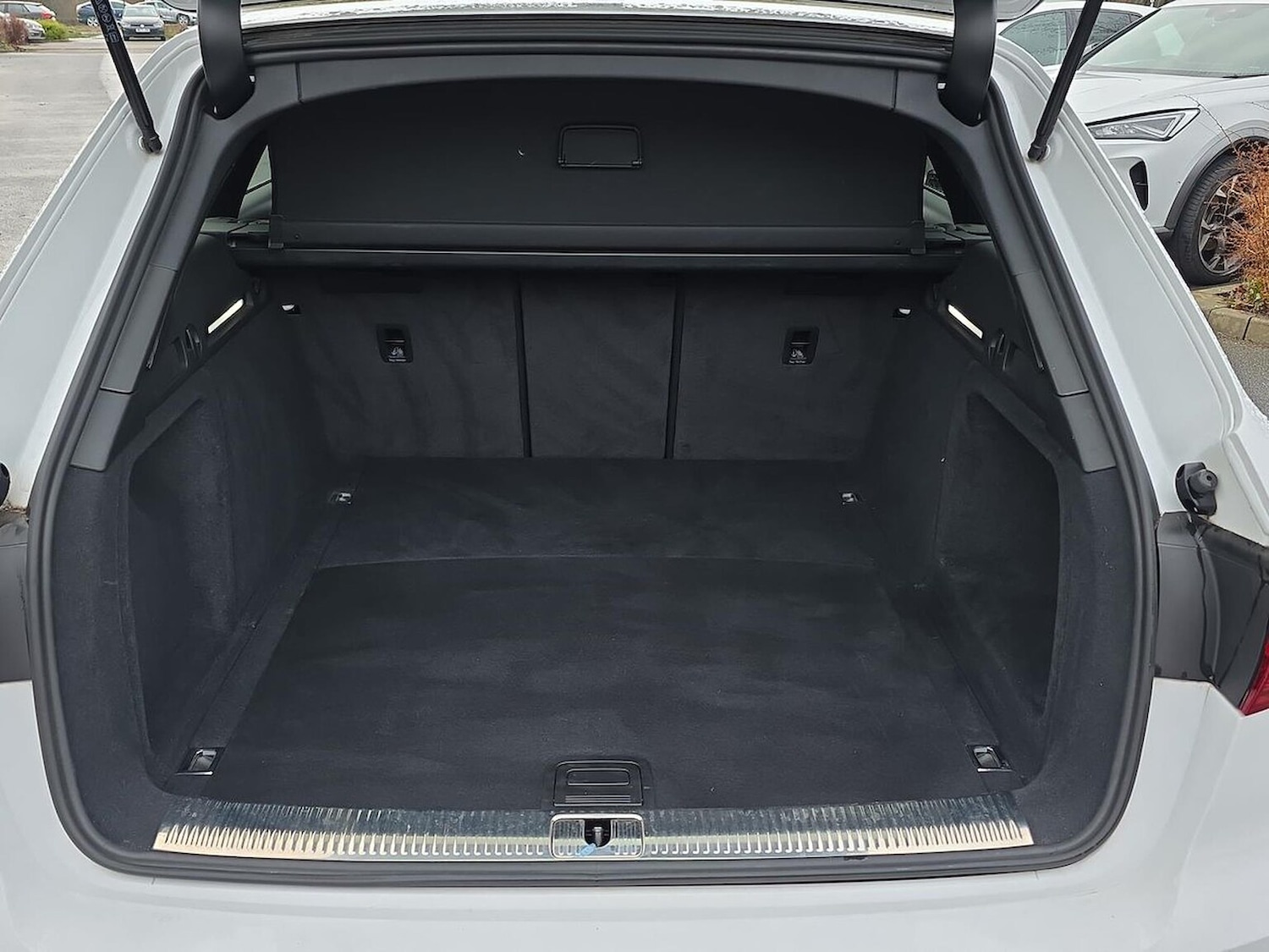 Used Audi A4 2023 for sale - 77901670: Photo 17