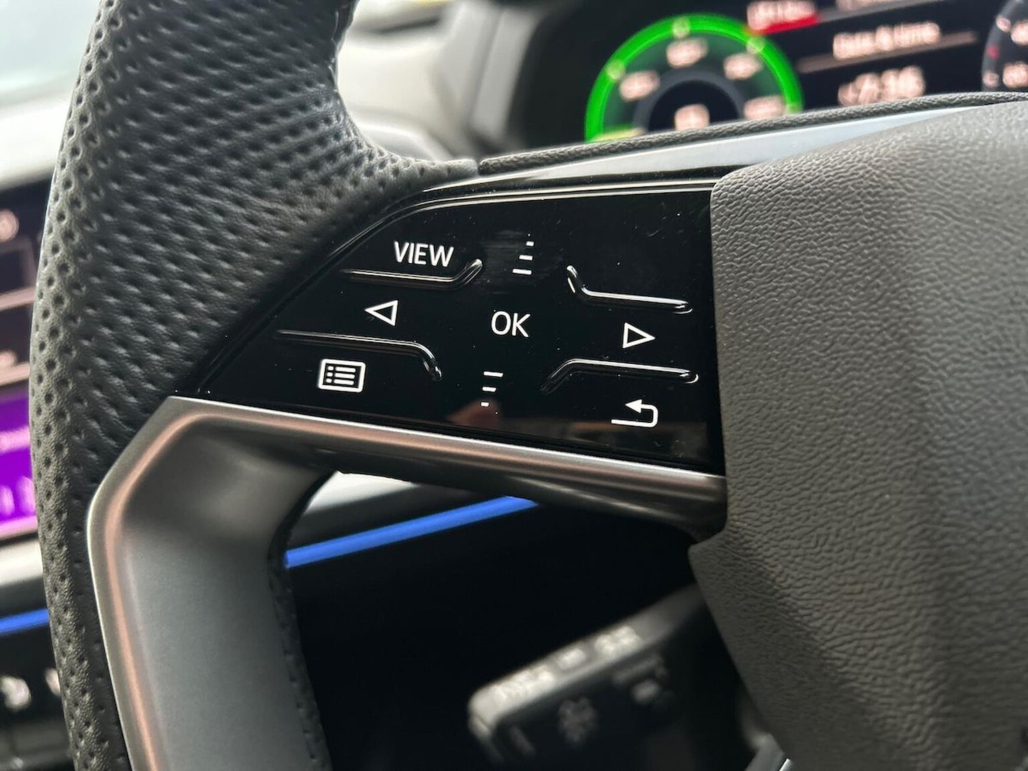 Used Audi Q4 e-tron 2025 for sale - 76693395: Photo 27