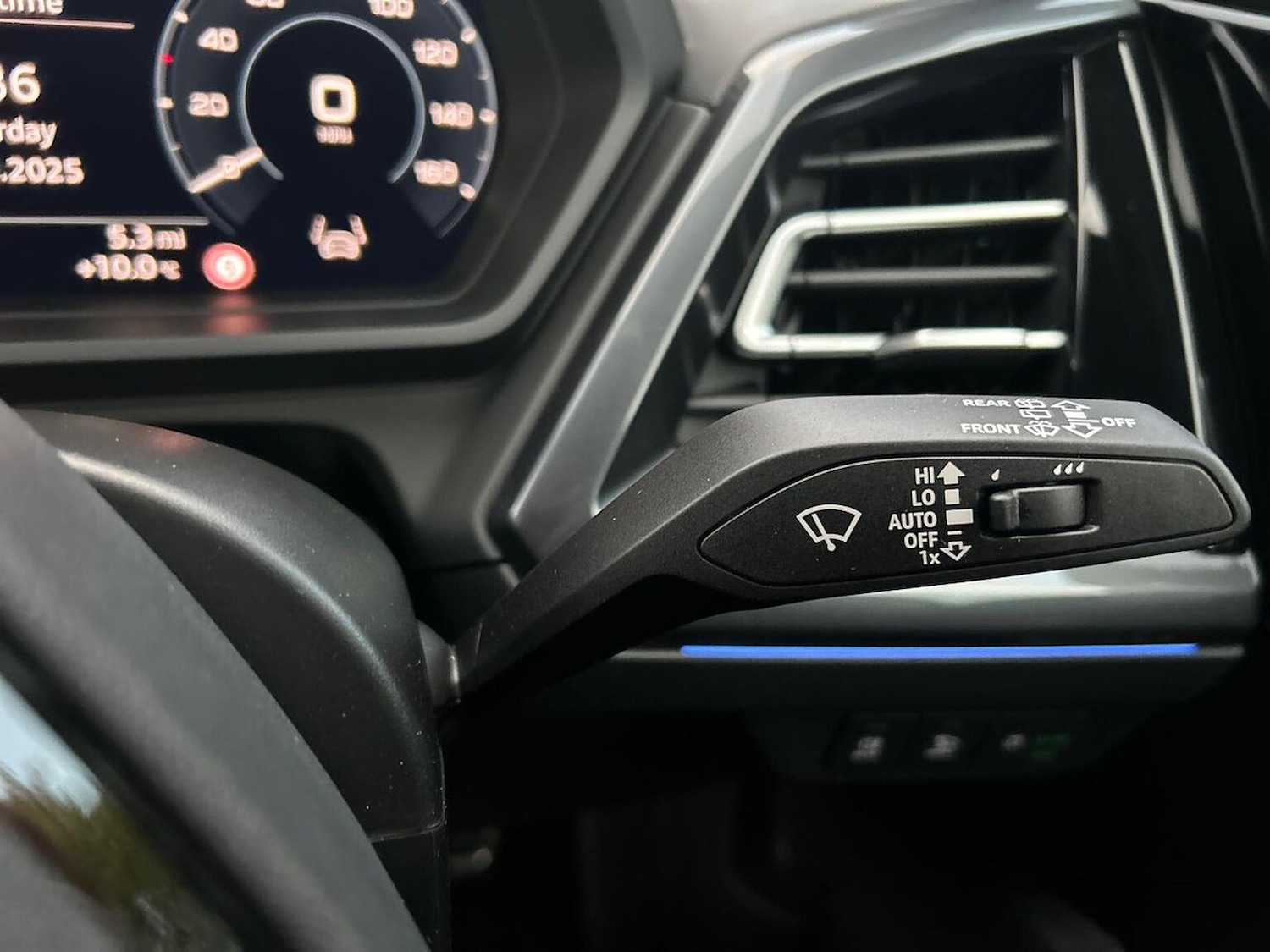 Used Audi Q4 e-tron 2025 for sale - 76693395: Photo 28