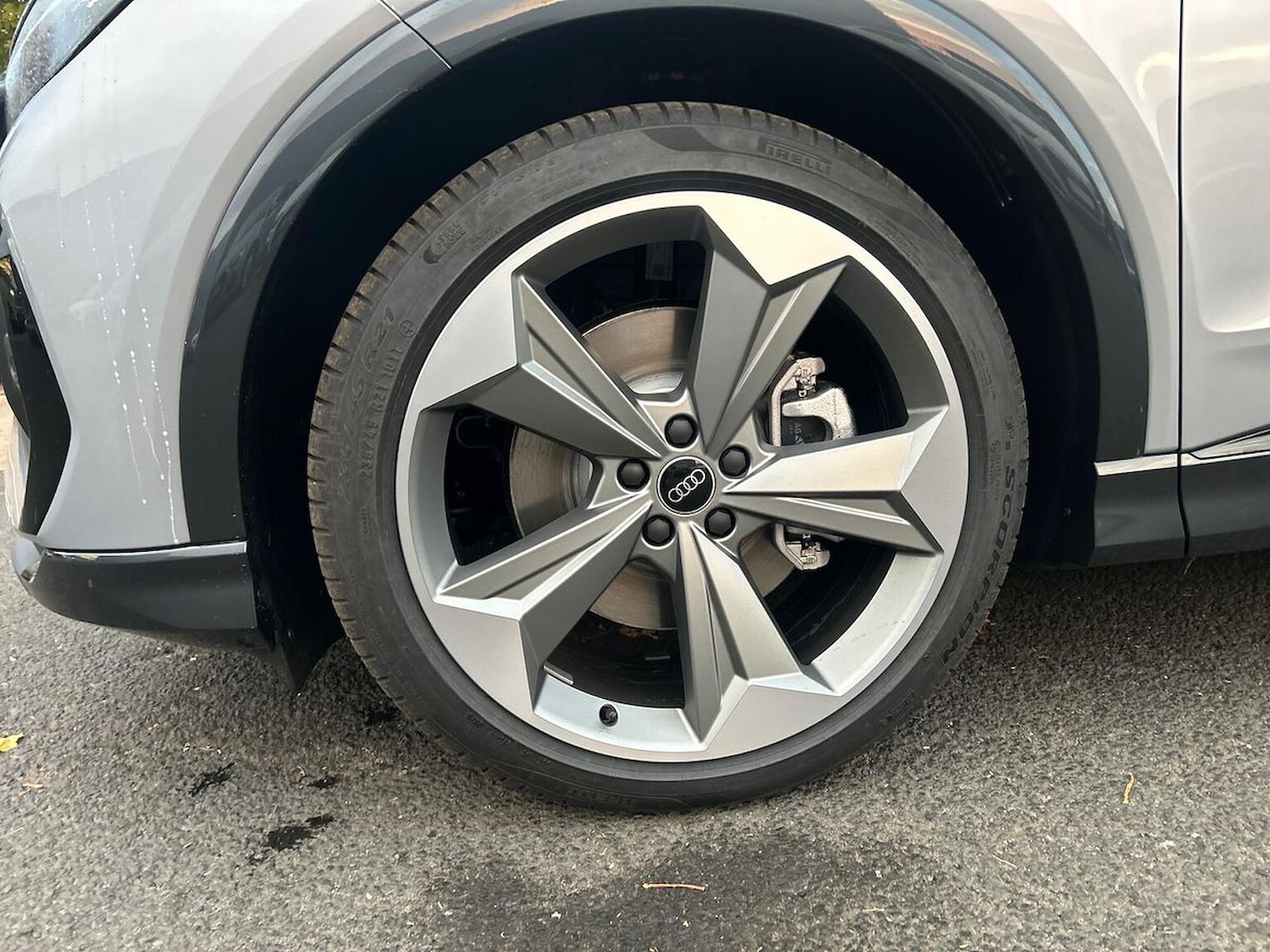 Used Audi Q4 e-tron 2025 for sale - 76693395: Photo 6