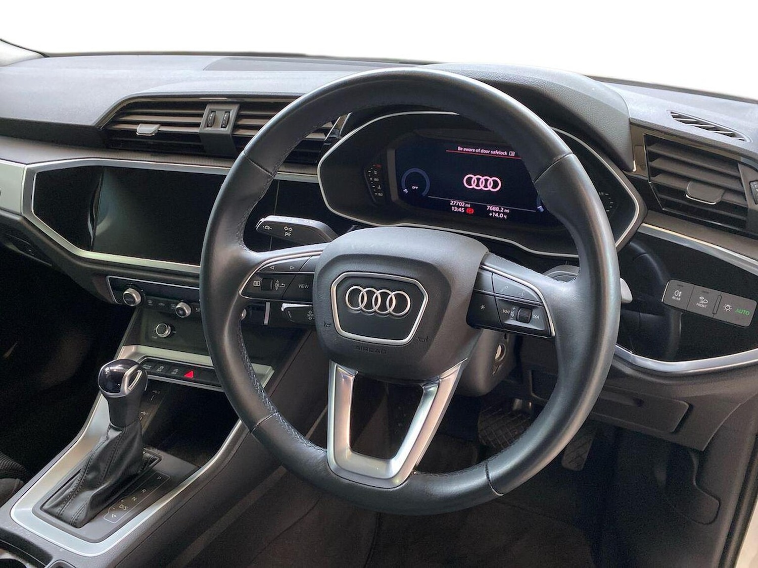 Used Audi Q3 2022 for sale - 76107157: Photo 9