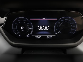 Used Audi e-tron GT 2022 for sale - 75437089: Photo