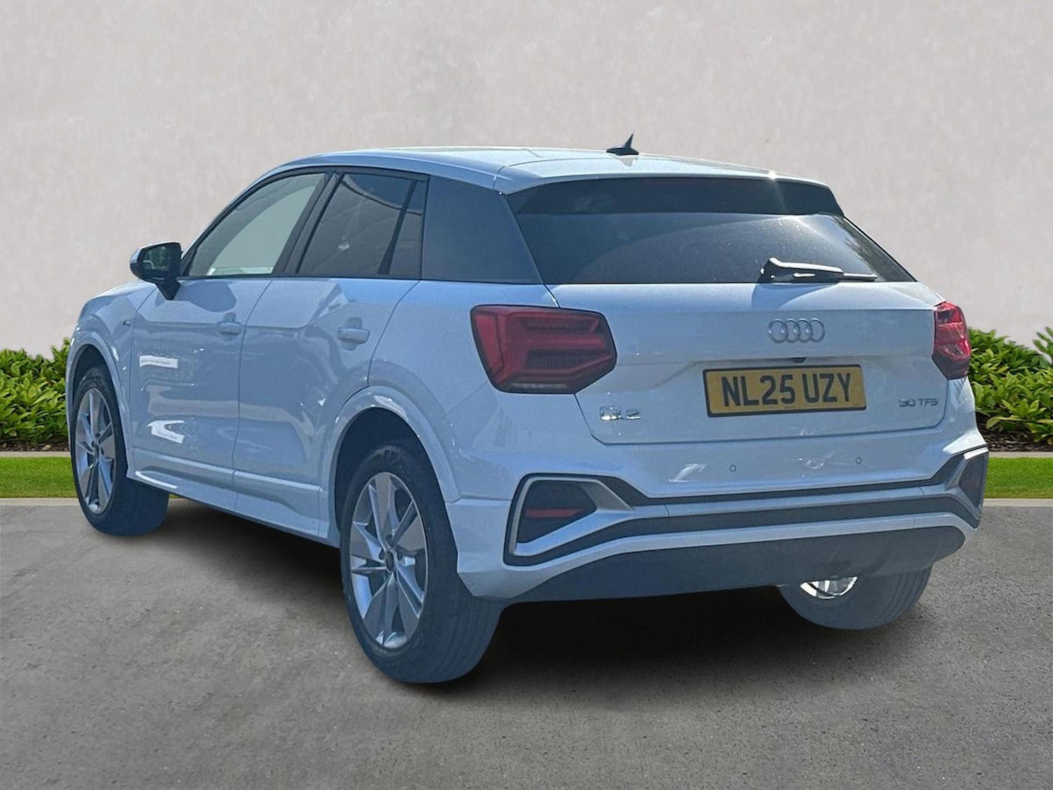 Used Audi Q2 2025 for sale - 78192525: Photo 2