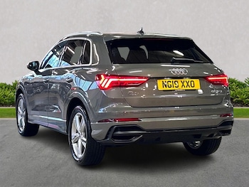 Used Audi Q3 2019 for sale - 77077277: Photo