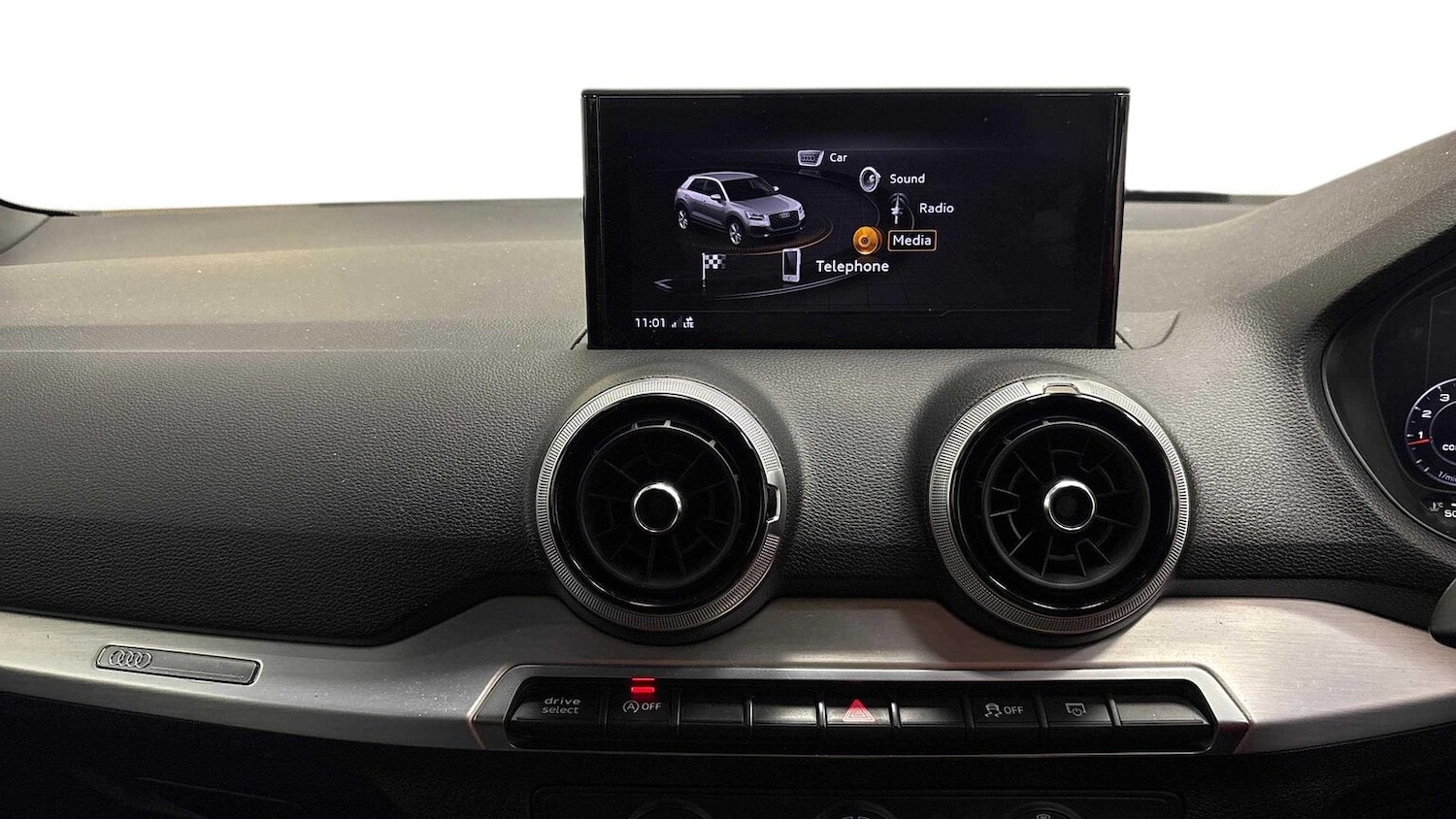 Used Audi Q2 2021 for sale - 76030435: Photo 9