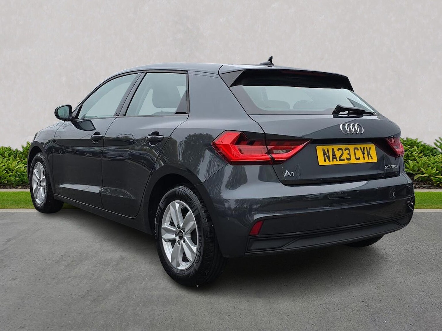 Used Audi A1 2023 for sale - 76911275: Photo 2
