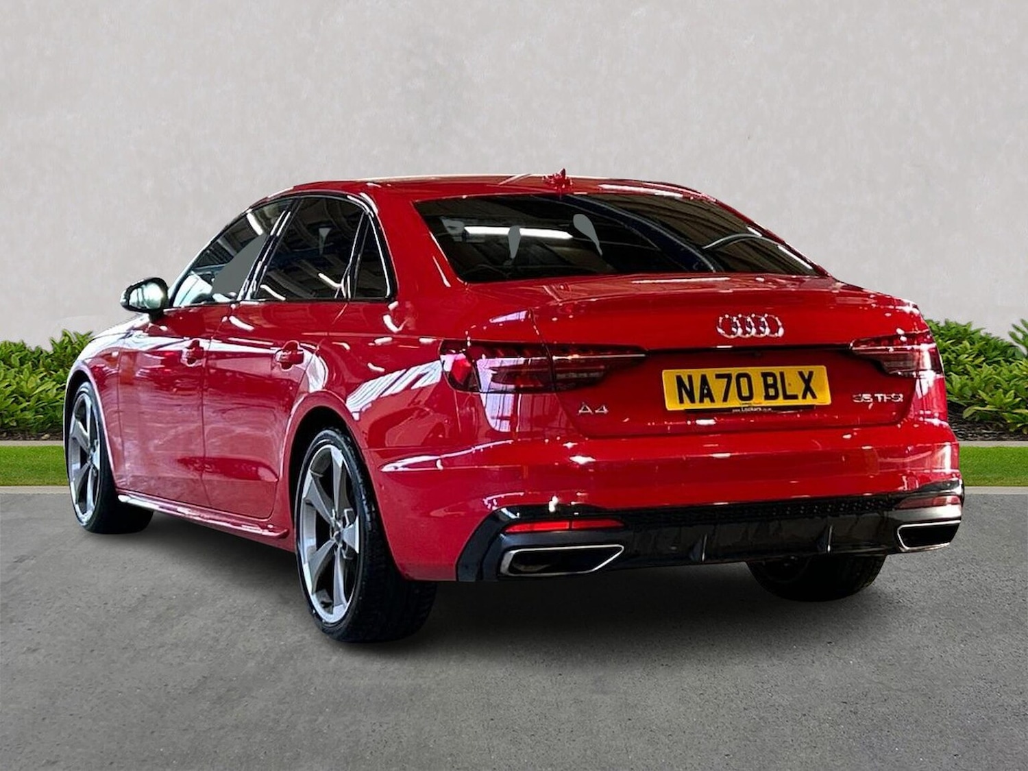 Used Audi A4 2020 for sale - 76643519: Photo 2