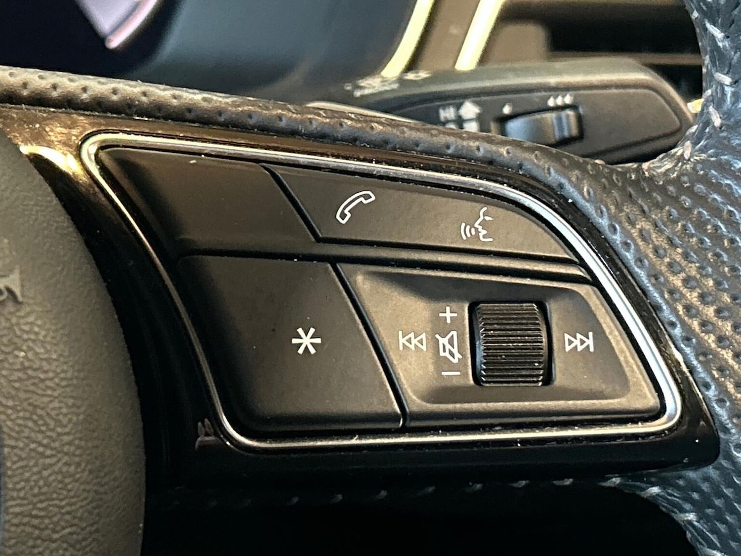 Used Audi A4 2020 for sale - 76643519: Photo 27