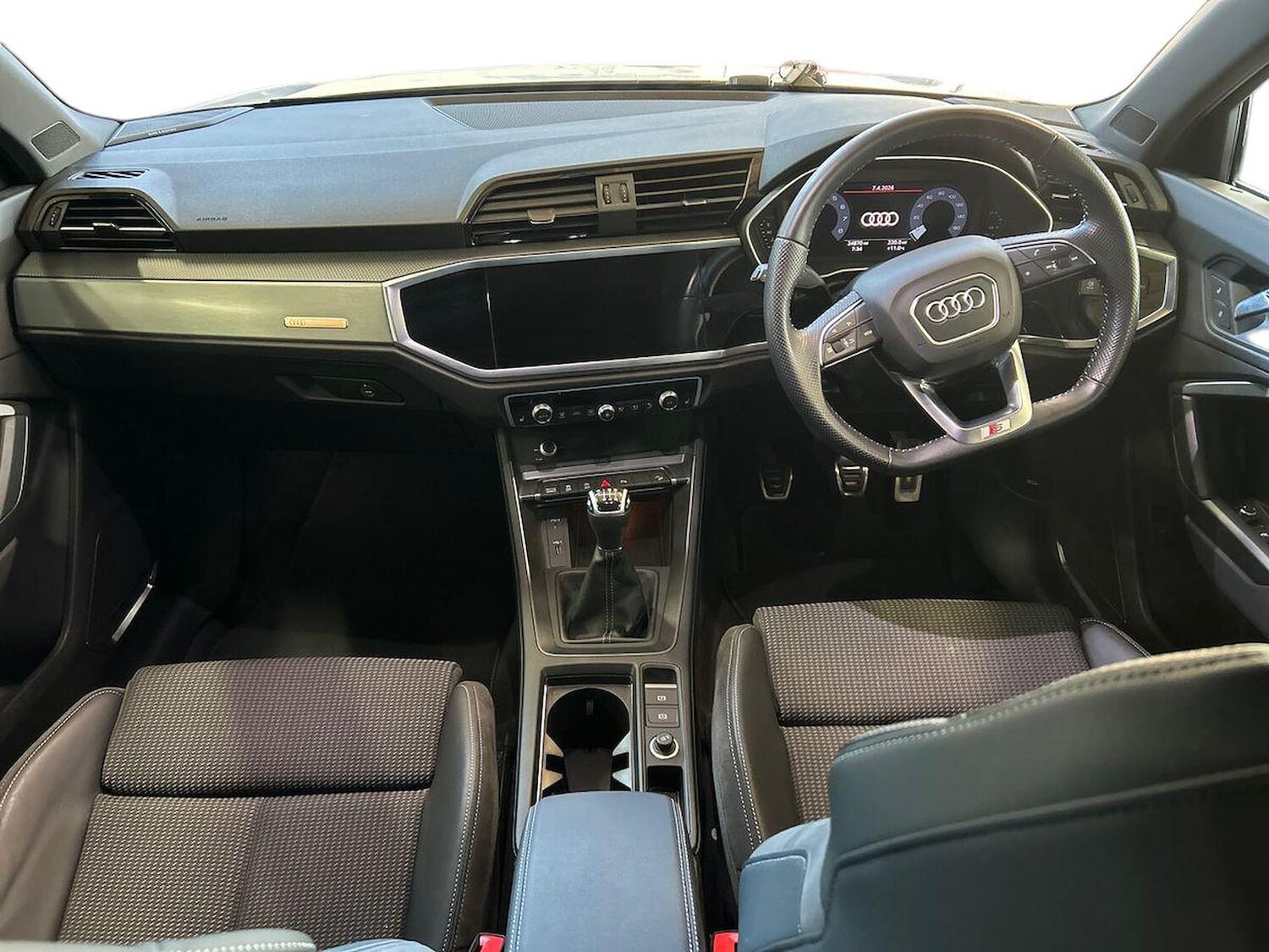 Used Audi Q3 2020 for sale - 78192473: Photo 10