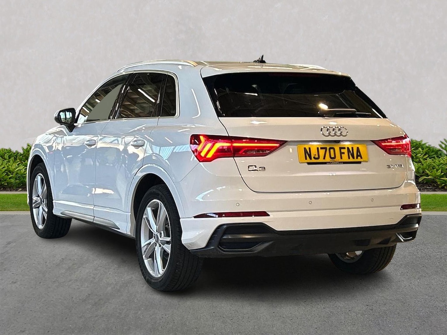 Used Audi Q3 2020 for sale - 78192473: Photo 2