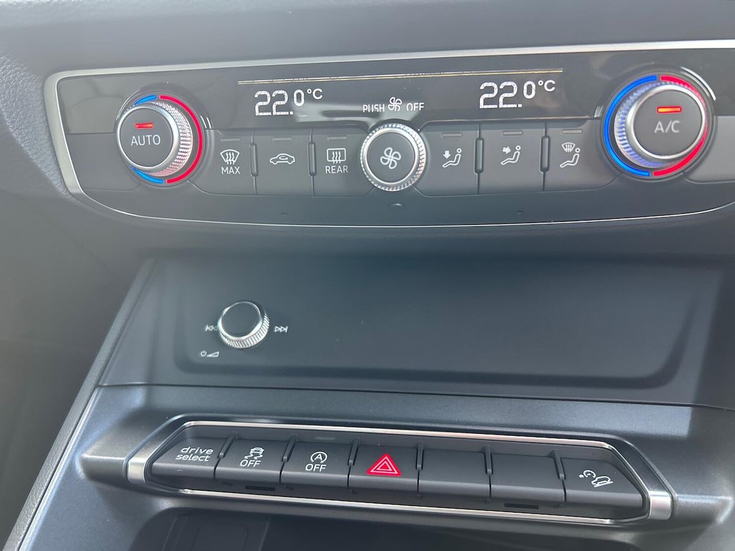 Used Audi Q3 2025 for sale - 77492359: Photo 12