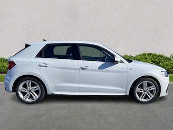 Used Audi A1 2023 for sale - 76057886: Photo 3