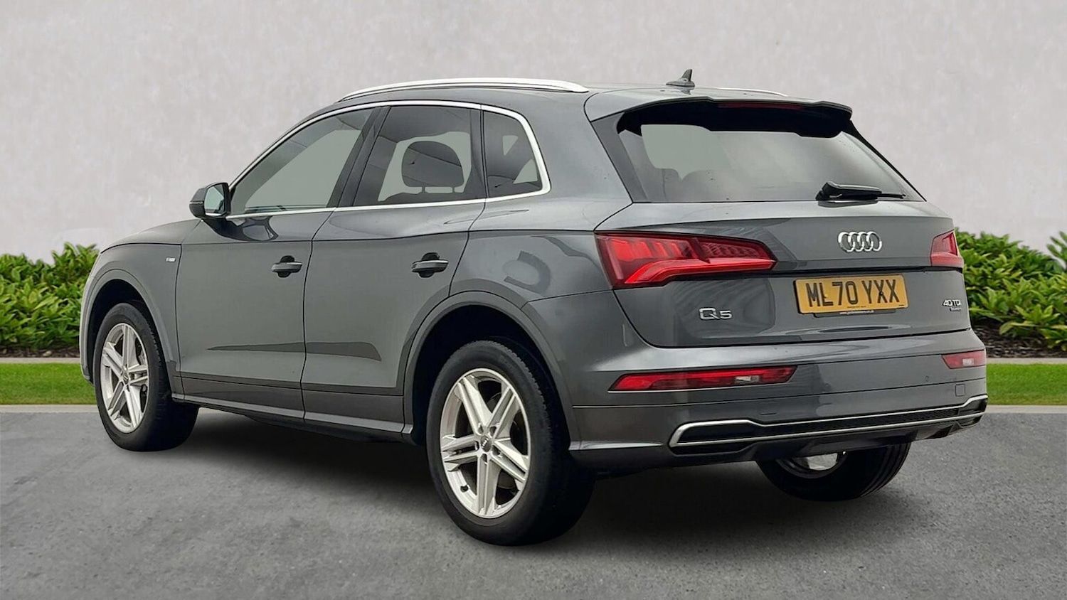 Used Audi Q5 2020 for sale - 76741061: Photo 2