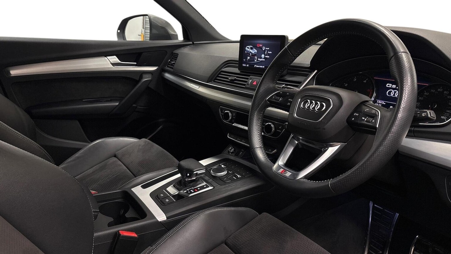 Used Audi Q5 2020 for sale - 76741061: Photo 7
