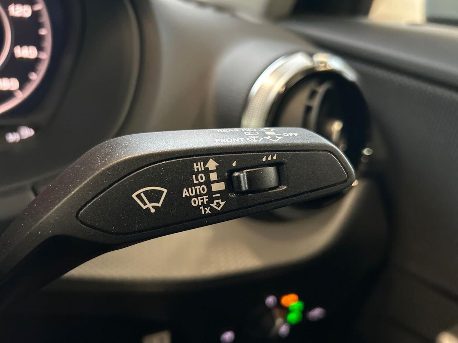 Used Audi Q2 2022 for sale - 76477304: Photo 29