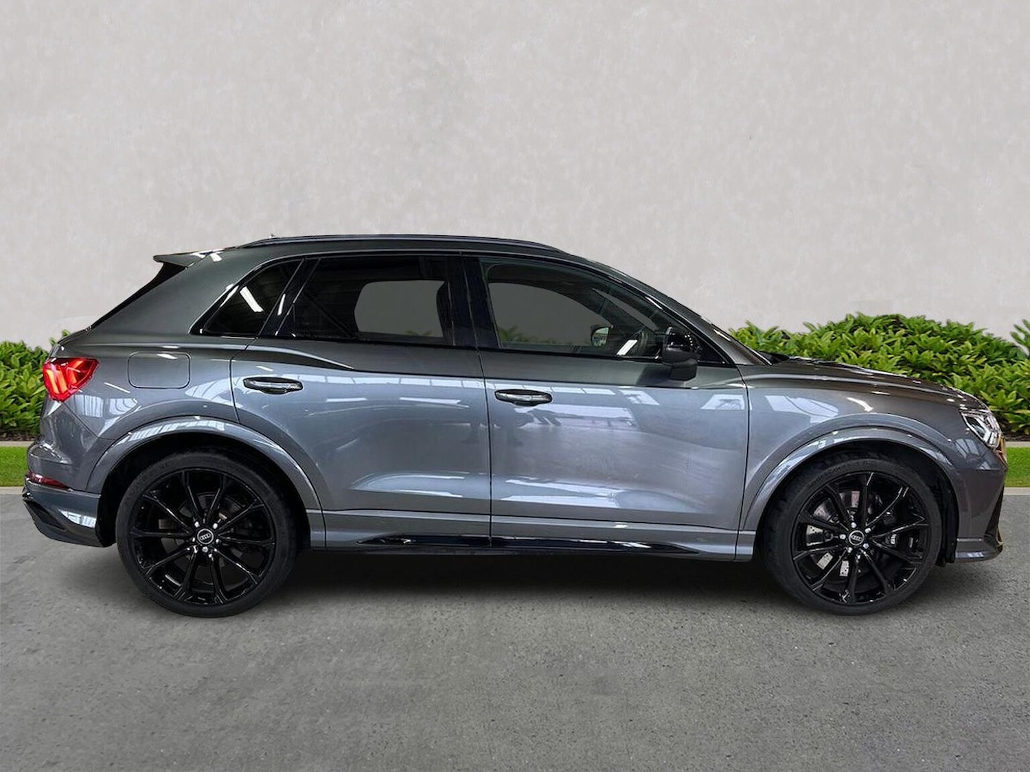 Used Audi RS Q3 2022 for sale - 76449627: Photo 3