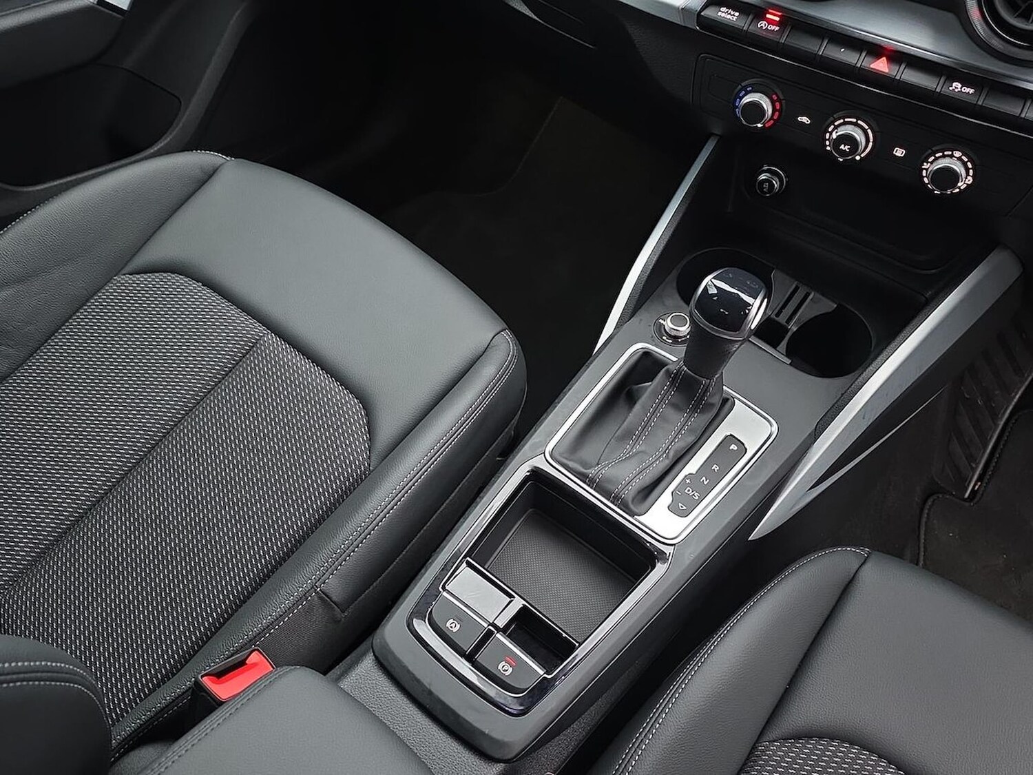 Used Audi Q2 2025 for sale - 77492358: Photo 13