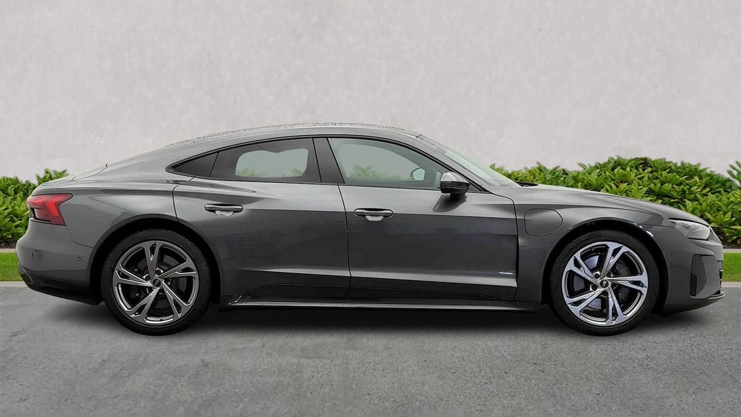 Used Audi e-tron GT 2023 for sale - 76076453: Photo 3