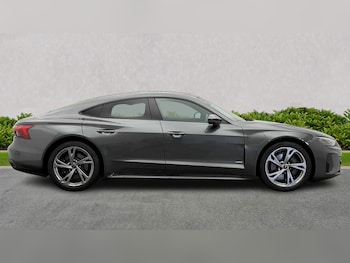 Used Audi e-tron GT 2023 for sale - 76076453: Photo