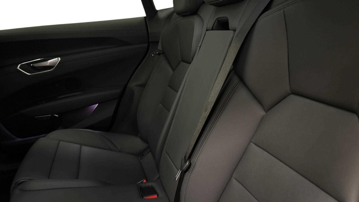 Used Audi e-tron GT 2023 for sale - 76076453: Photo 8