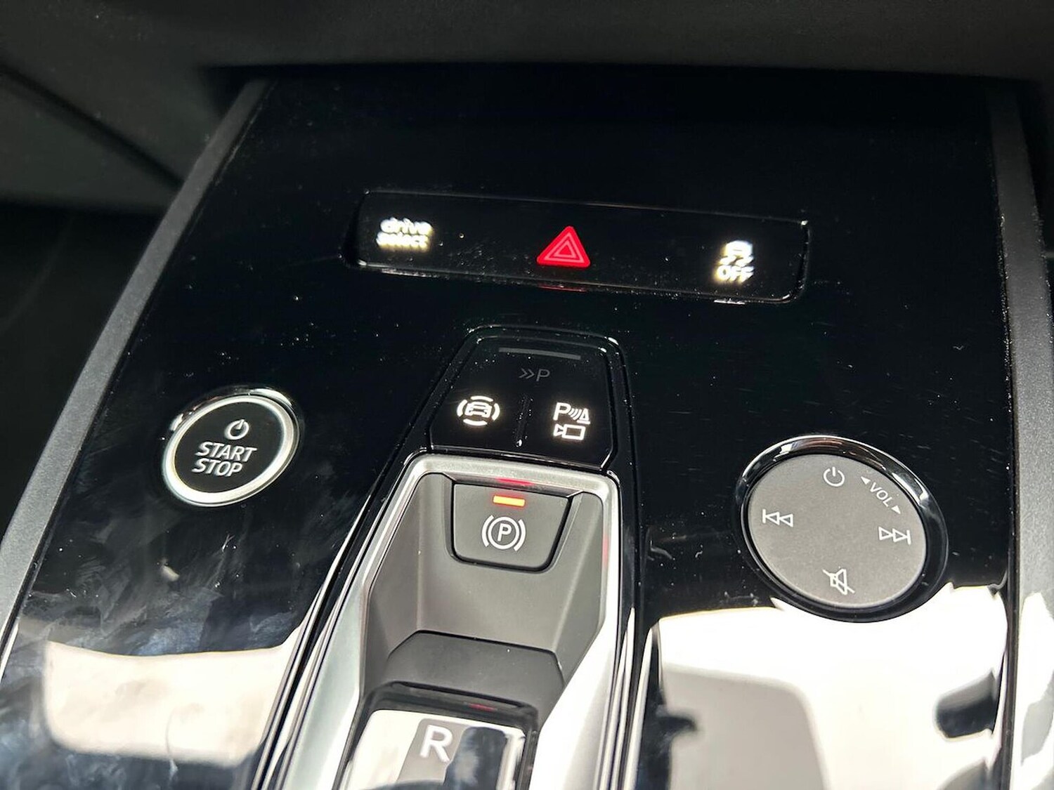 Used Audi Q4 e-tron 2025 for sale - 76748414: Photo 22