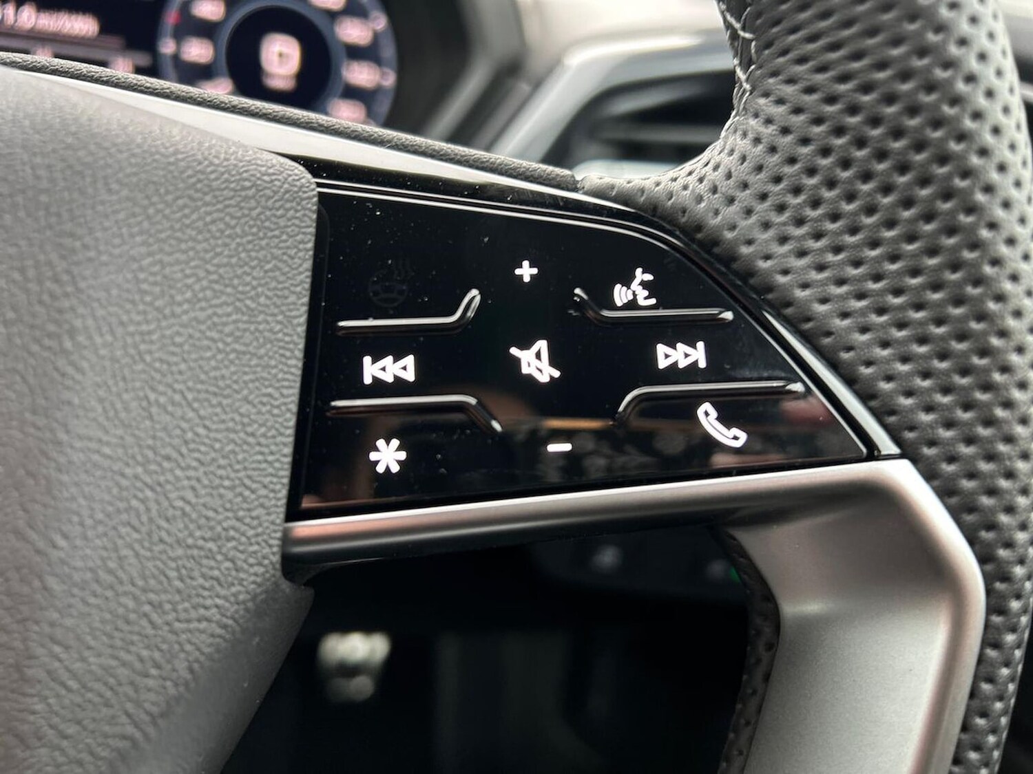 Used Audi Q4 e-tron 2025 for sale - 76748414: Photo 26