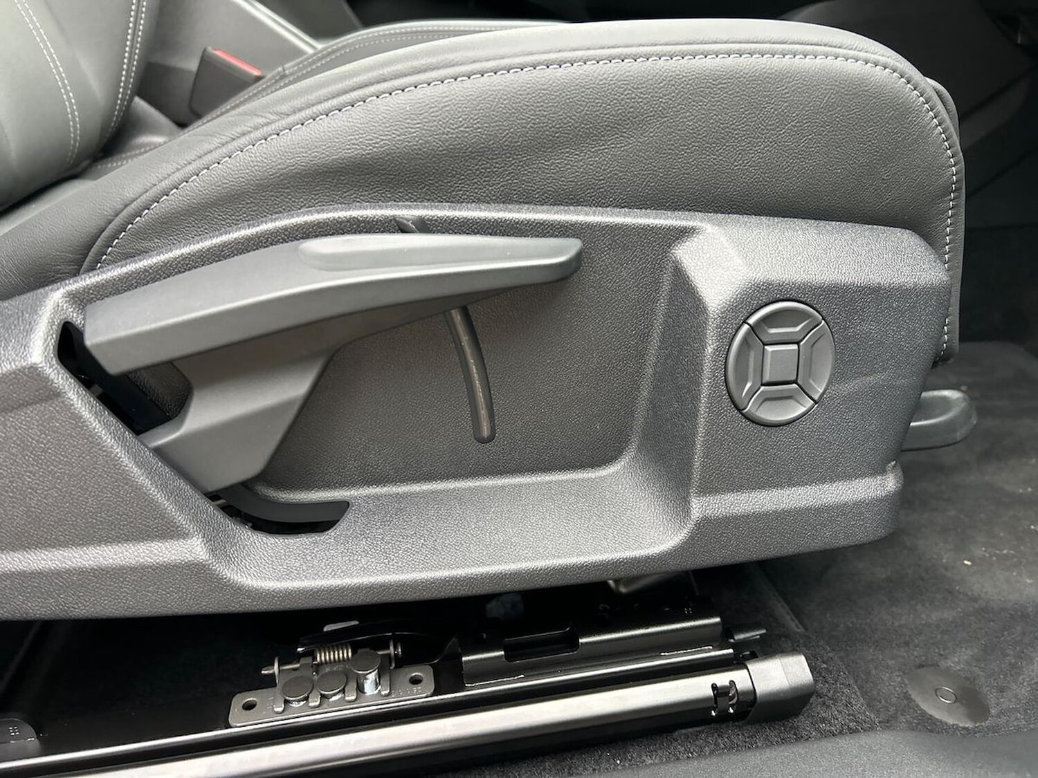 Used Audi Q4 e-tron 2025 for sale - 76748414: Photo 30