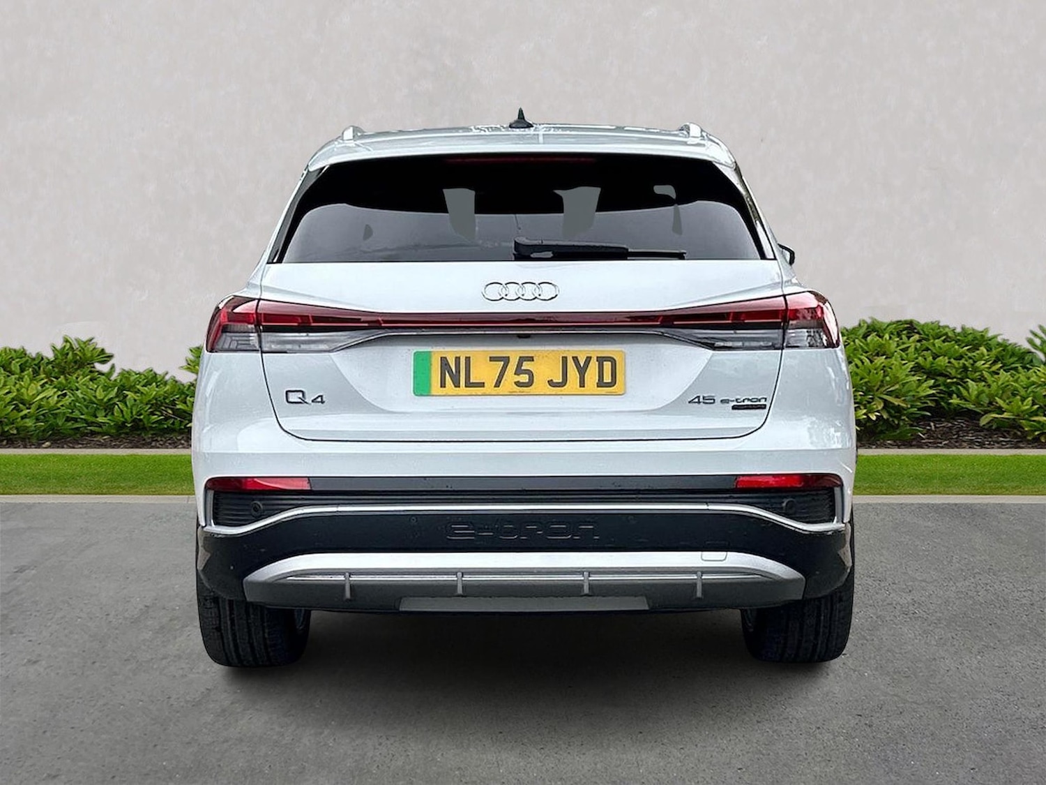 Used Audi Q4 e-tron 2025 for sale - 76748414: Photo 4