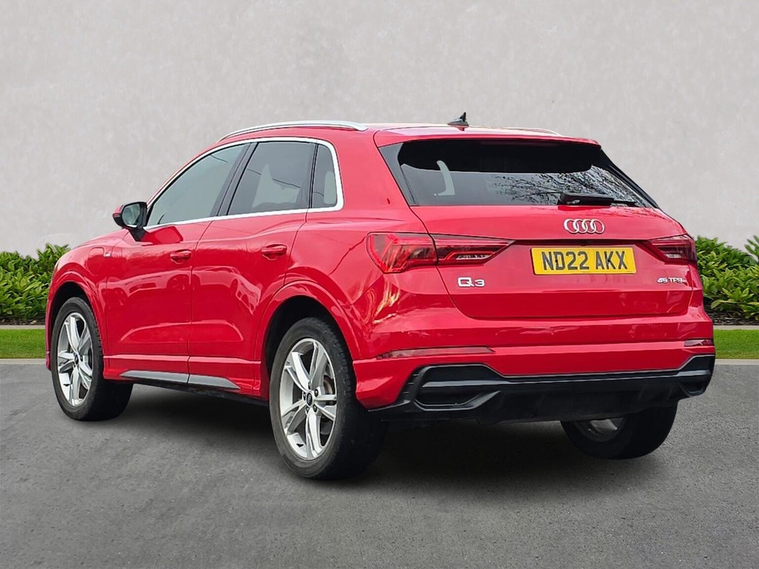 Used Audi Q3 2022 for sale - 77567727: Photo 2