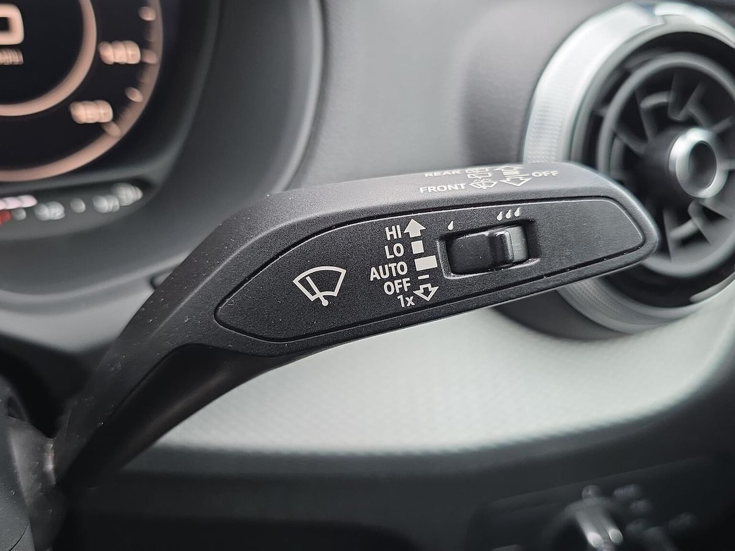 Used Audi Q2 2023 for sale - 77901662: Photo 28