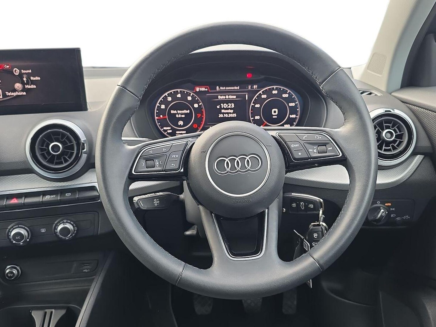 Used Audi Q2 2023 for sale - 76319600: Photo 9