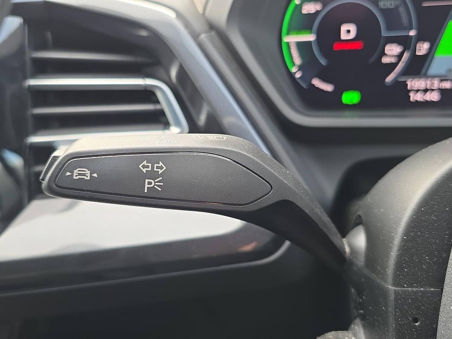 Used Audi Q4 e-tron 2022 for sale - 77962335: Photo 29