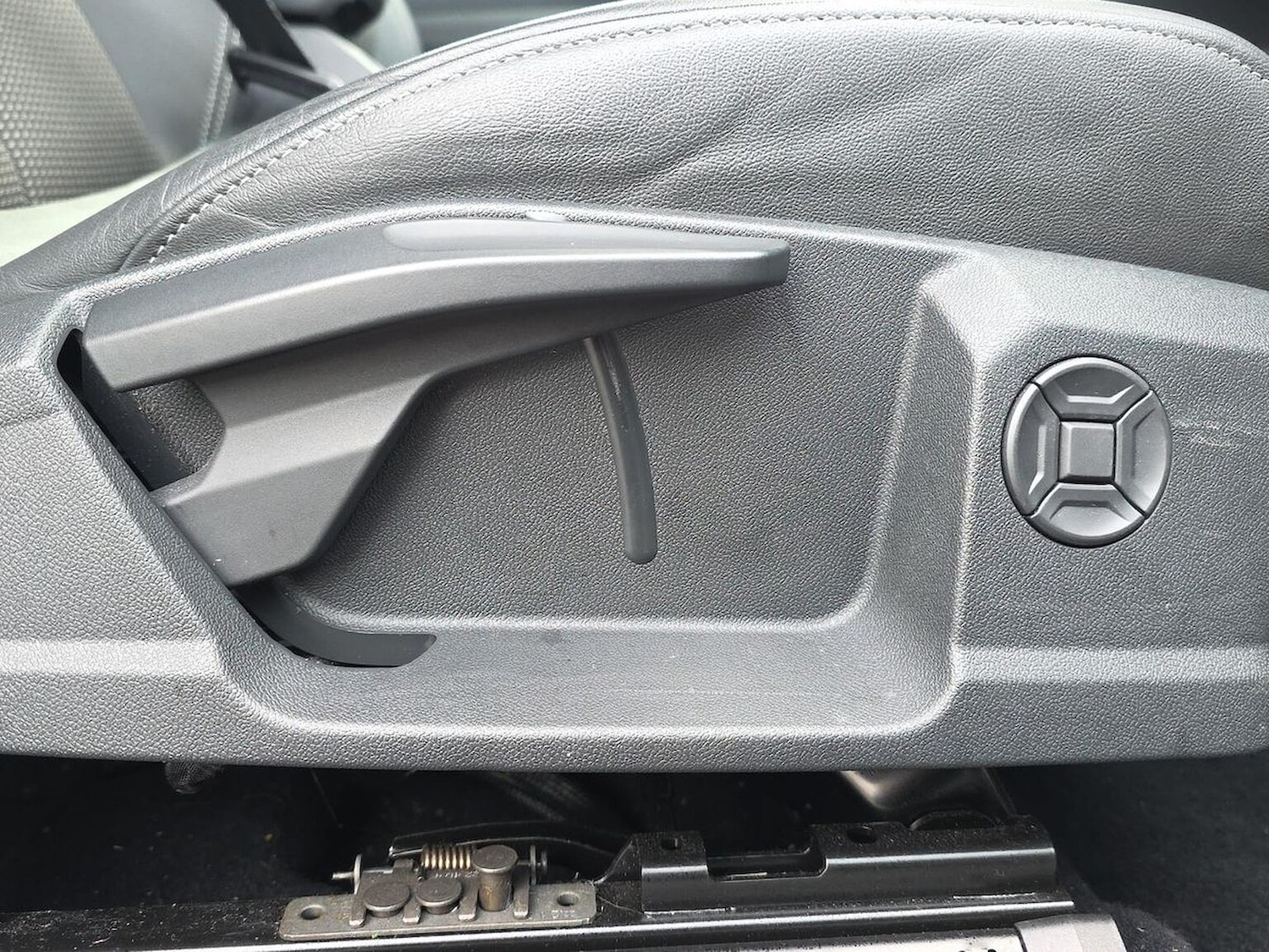 Used Audi Q4 e-tron 2022 for sale - 77962335: Photo 30