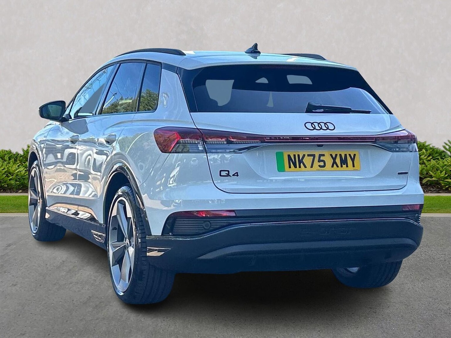 Used Audi Q4 e-tron 2025 for sale - 77845333: Photo 2