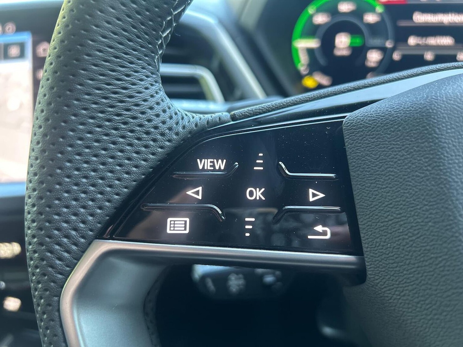 Used Audi Q4 e-tron 2025 for sale - 77845333: Photo 27