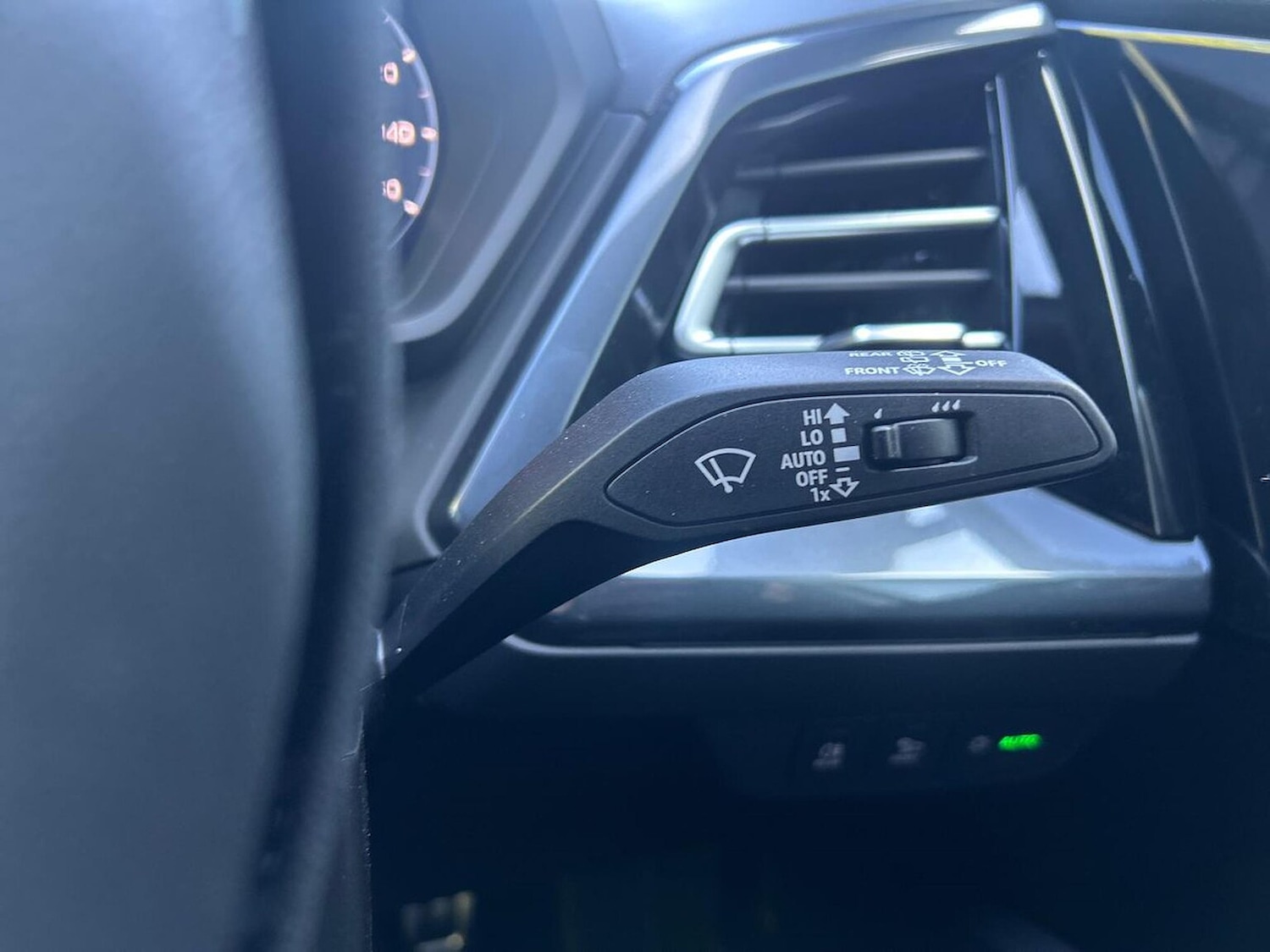 Used Audi Q4 e-tron 2025 for sale - 77845333: Photo 28