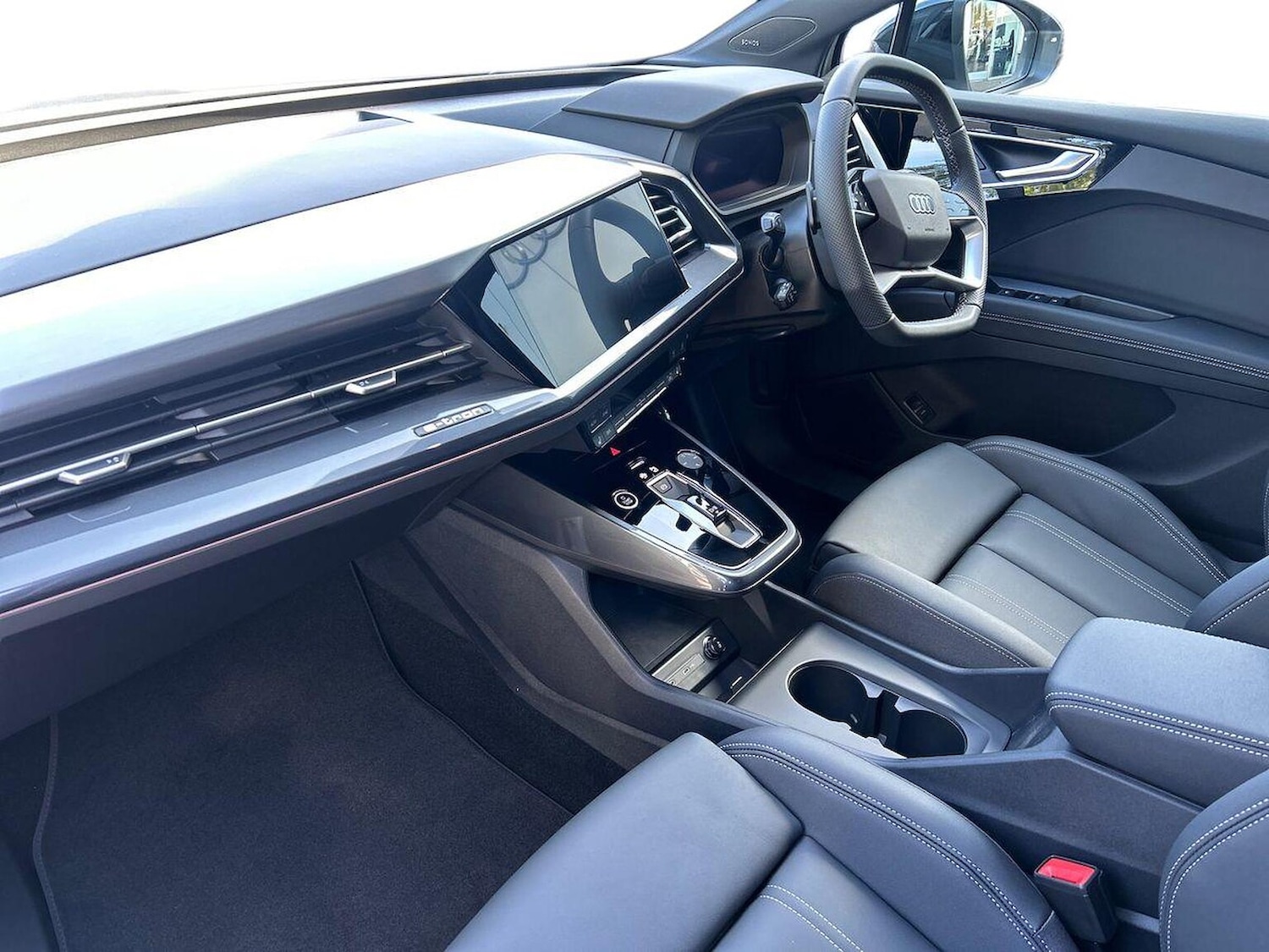 Used Audi Q4 e-tron 2025 for sale - 77845333: Photo 7