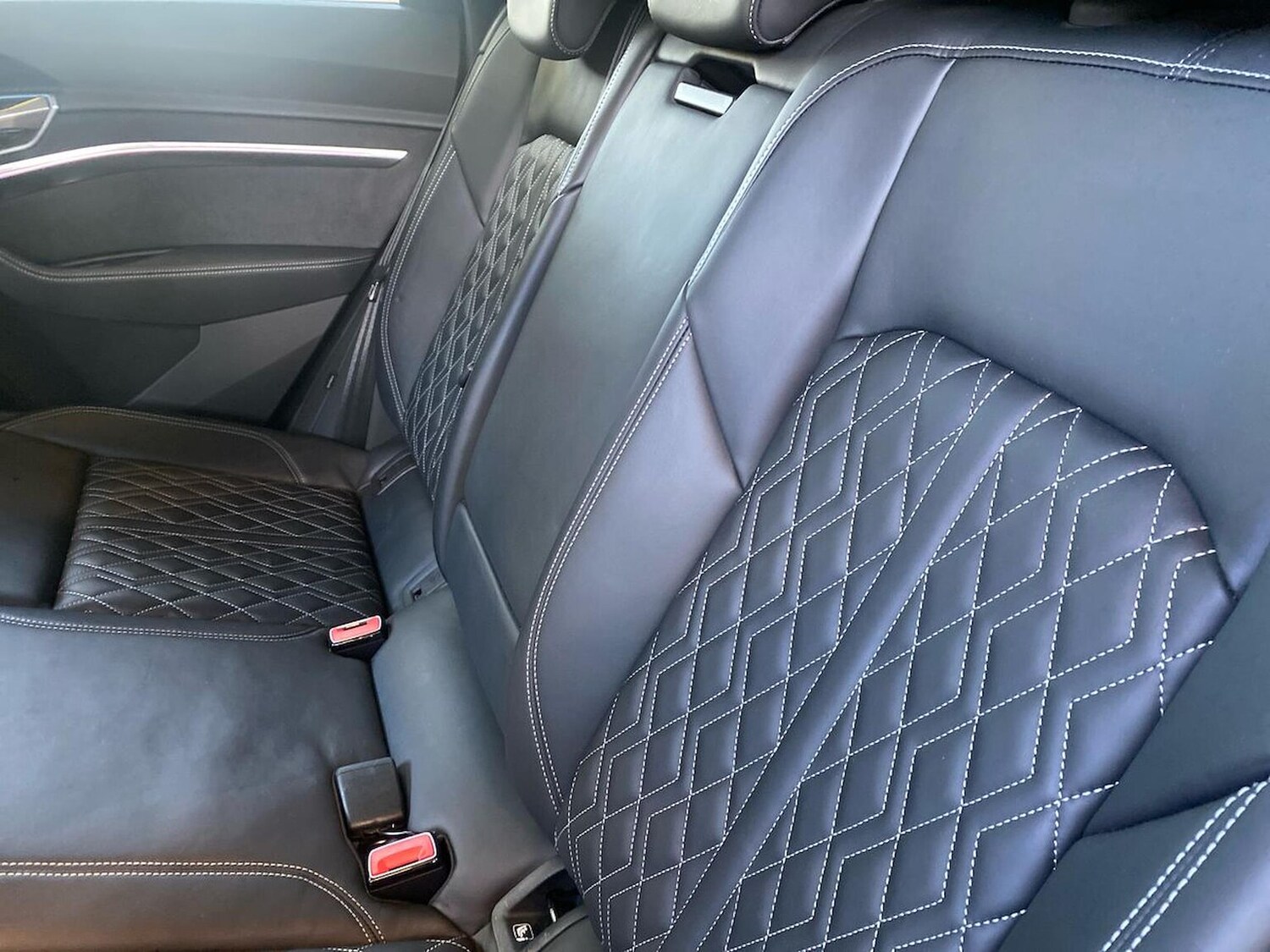 Used Audi e-tron 2022 for sale - 76299412: Photo 16