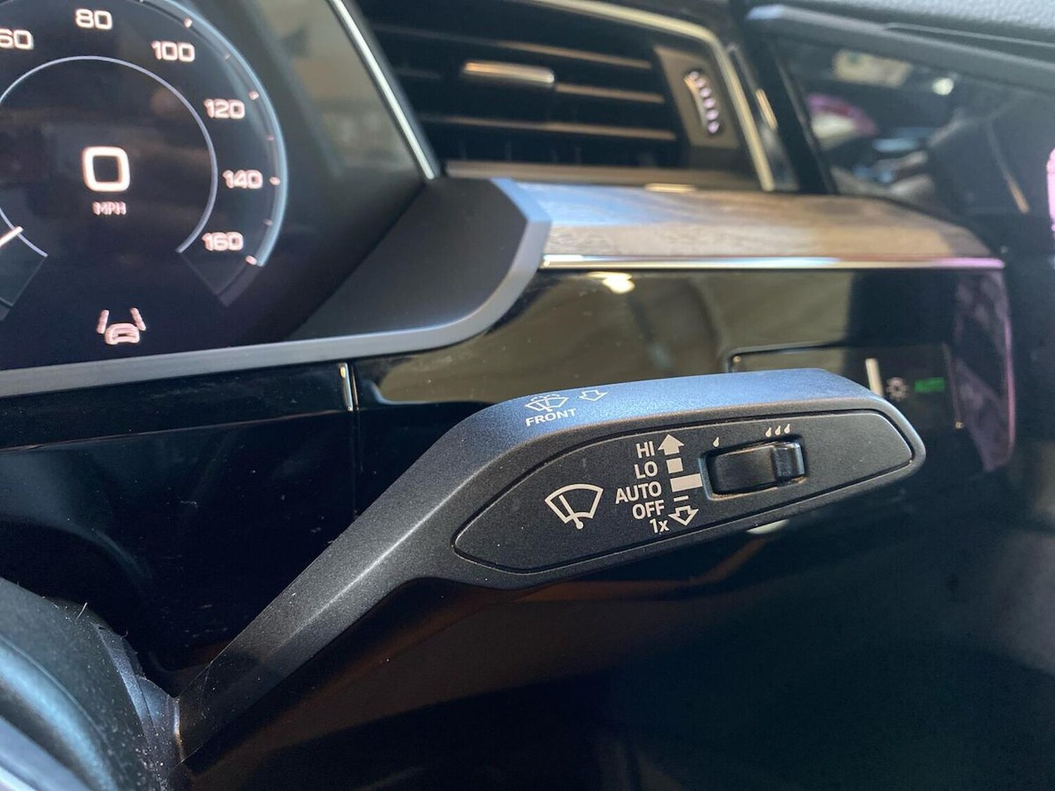 Used Audi e-tron 2022 for sale - 76299412: Photo 29