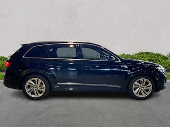 Used Audi Q7 2025 for sale - 79563813: Photo