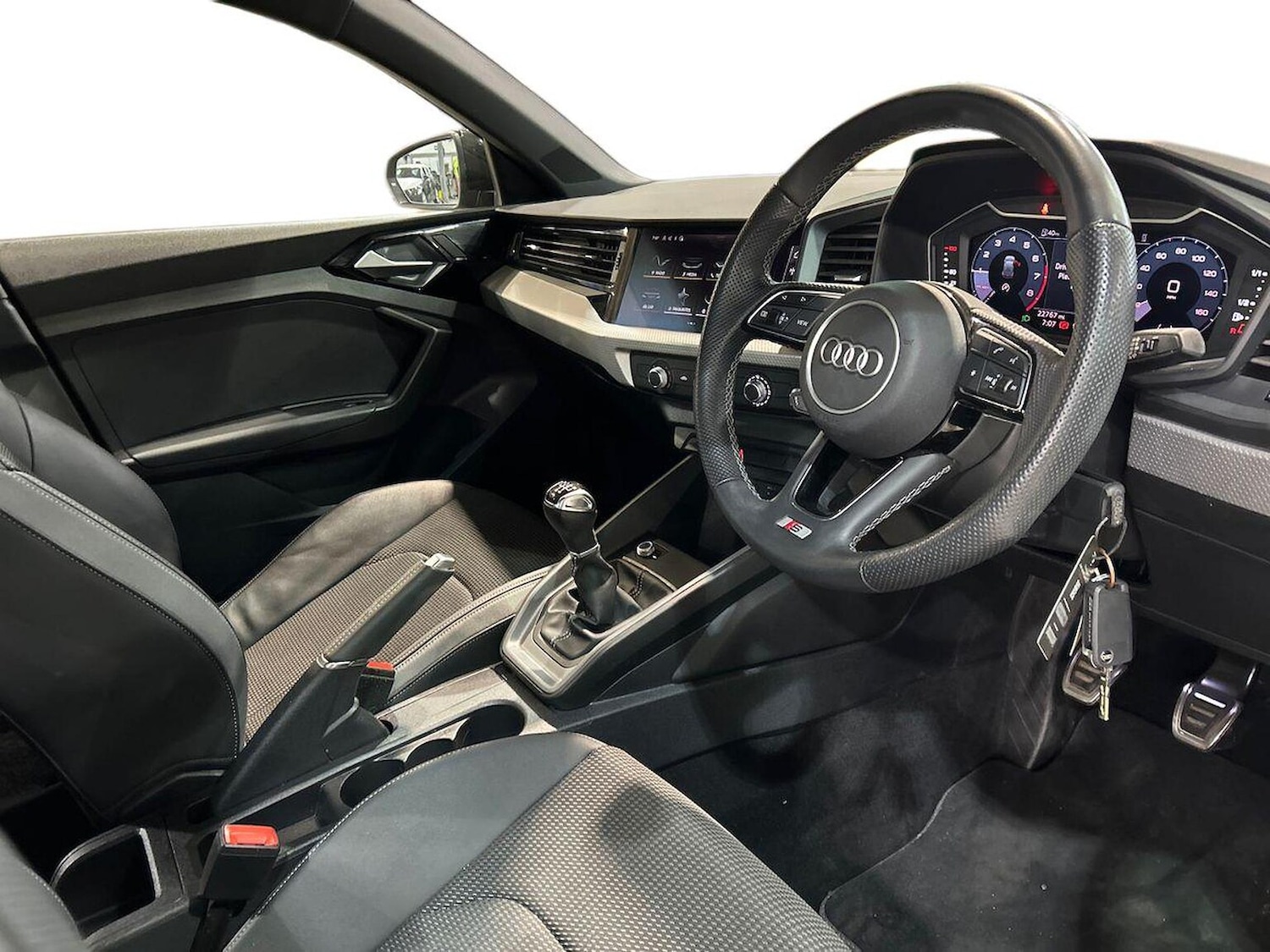 Used Audi A1 2023 for sale - 76611591: Photo 15