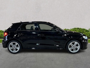 Used Audi A1 2023 for sale - 76611591: Photo
