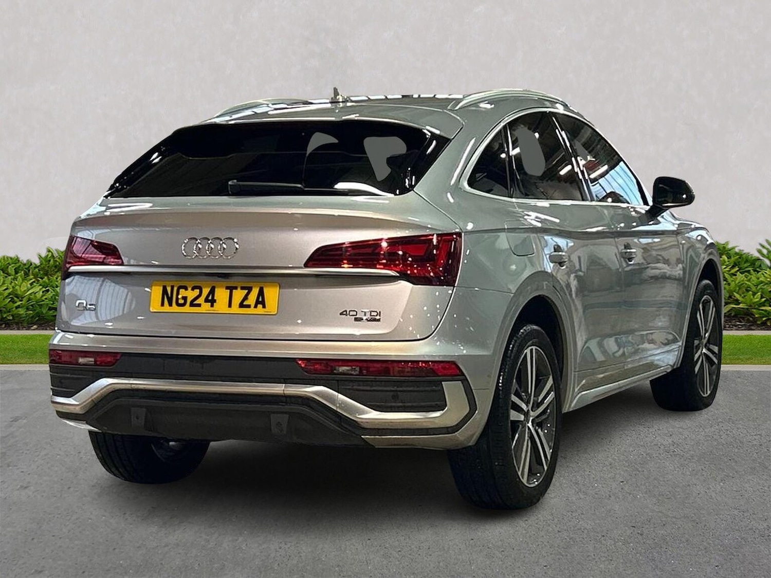 Used Audi Q5 2024 for sale - 76892104: Photo 18