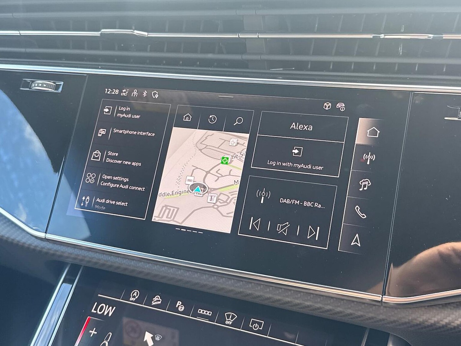 Used Audi RS Q8 2025 for sale - 76159536: Photo 11