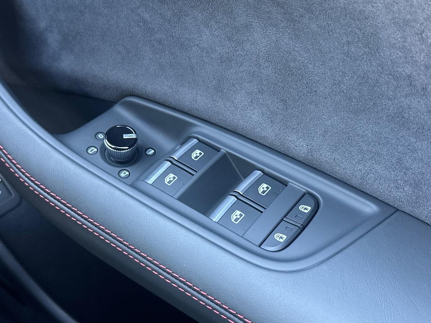 Used Audi RS Q8 2025 for sale - 76159536: Photo 21